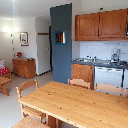 3 Pieces Pour 6 Personnes A Valfrejus, Proche Pistes - Fr-1-265-344 Appartement